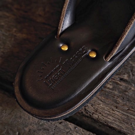 LIGHT MARKER / BEACH SANDAL (CHOMEXCEL "BLACK")
