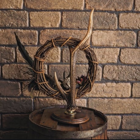 DEER HORN SMITH'S ／ Wreath Stand -B-