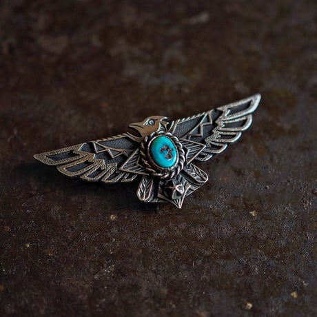 DUCKTAIL × DEER HORN SMITH'S ／ Thunderbird Pin Badge（L）