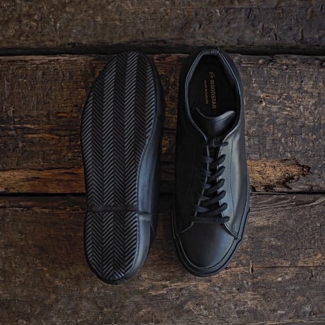 moonstar / PLAIN COURT "Black"