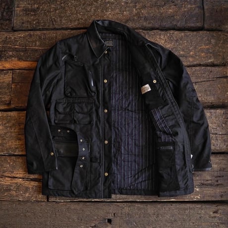 BiburyCourt／WAXED COTTON FIELD JACKET -Black-