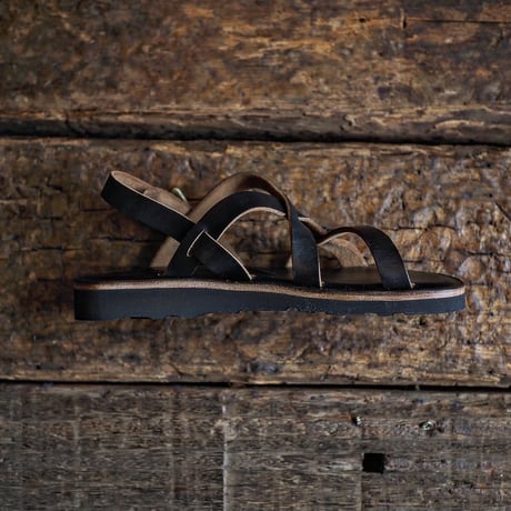 LIGHT MARKER ／ RISHIKESH SANDAL（BLACK CHROMEXCEL）