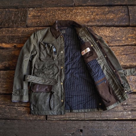 BiburyCourt／WAXED COTTON FIELD JACKET -Olive-