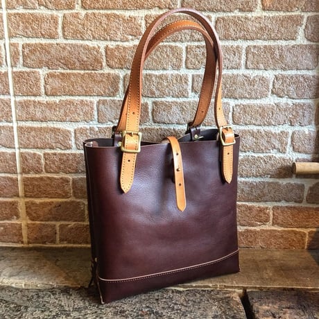 LEFT HAND TOTE BAG  / CHOCO×CAMEL (S)