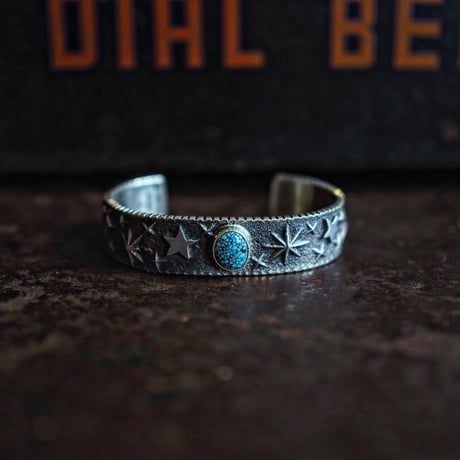 Kevin Yazzie ／ TUFA CAST BANGLE -Kingman Turquoise-