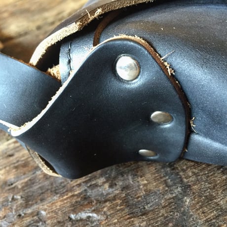 Fernand Lether / Horizontal Latch Pouch (L)