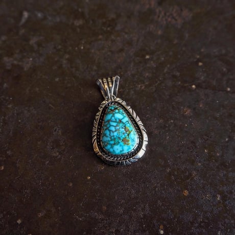 Kevin Ramone / Shadow Box Turquoise Top