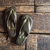 LIGHT MARKER / BEACH SANDAL (CHROMEXCEL "GREEN" )