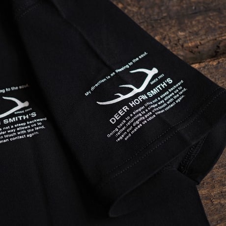 DEER HORN SMITH'S / Crew Neck Logo T-Shirt