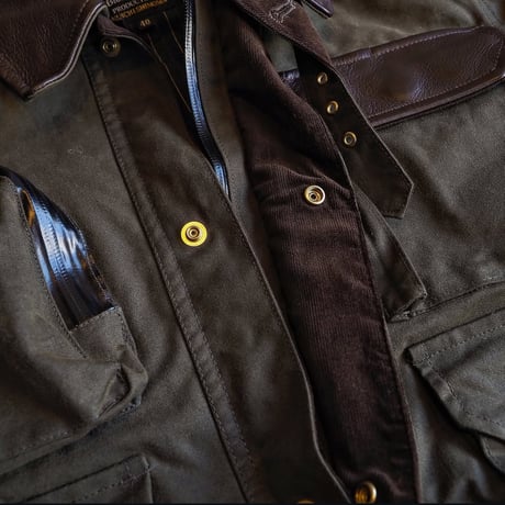 BiburyCourt／WAXED COTTON FIELD JACKET -Olive-