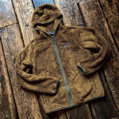 patagonia /  ﾛｽｶﾞﾄｽﾌｰﾃﾞｨ