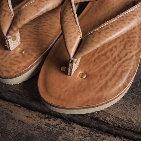 LIGHT MARKER / BEACH SANDAL (BUTTERO "NATURAL" )
