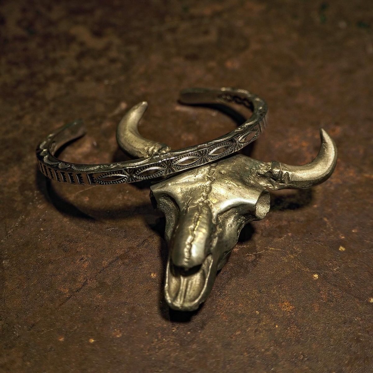 Geneva Ramone / Square Stampwork Bangle | CALIF