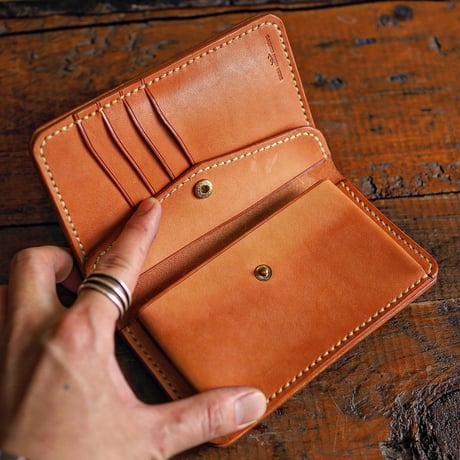 DEER HORN SMITHS Leather／CRAFT MIDDLE WALLET ”TAN"