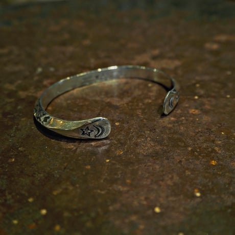 WYLIE SECATERO ／ H.G Triangle Bangle "Type-B"