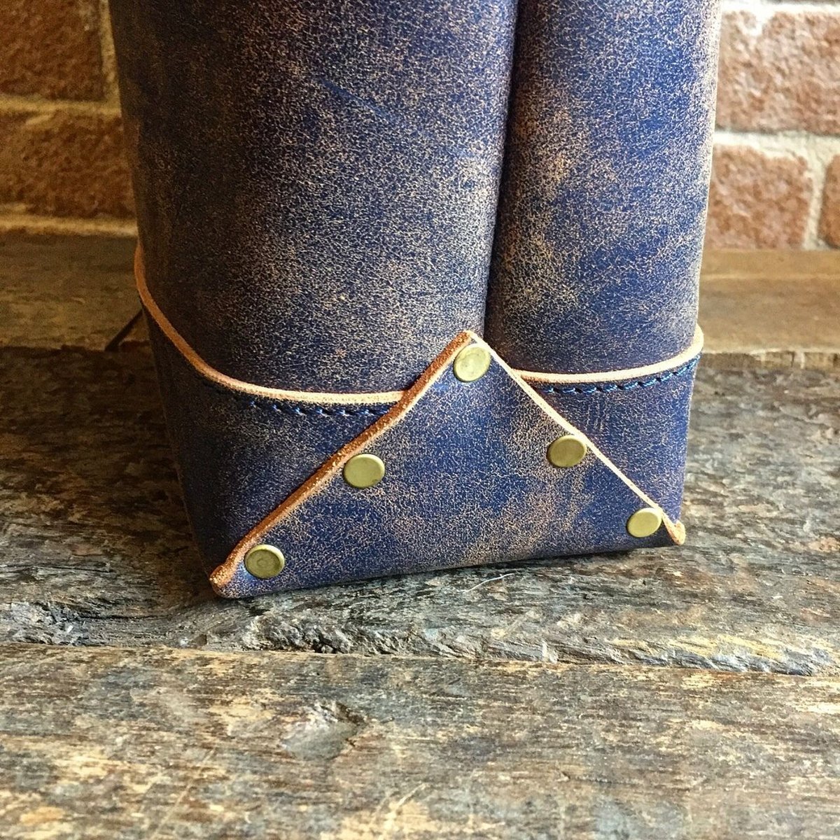 LEFT HAND TOTE BAG / NAVYクラック(M) | CALIFORNIA