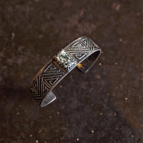Gilbert Dino Garcia / Tufa Cast Bangle "White Buffalo"
