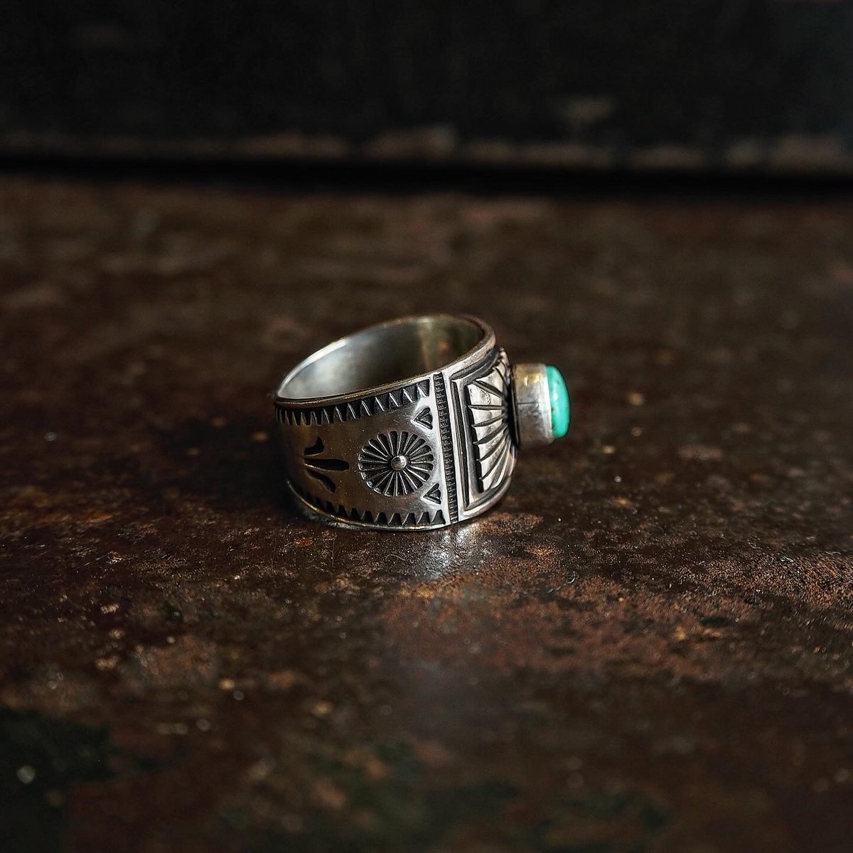 NAVAJO LFC Albert Jake リング タイロン ターコイズ LFC -Lowry Family Collection- │ ナチュラルターコイズ
