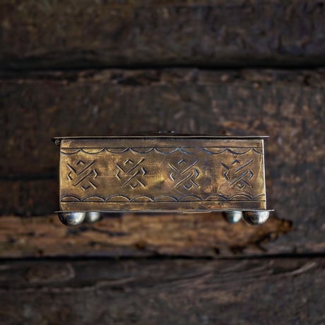 J.Alexander / 6x6 STAMPED CHIEF ICON BOX