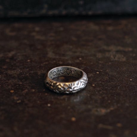 Ray Adakai ／ Round Stamp Work Ring
