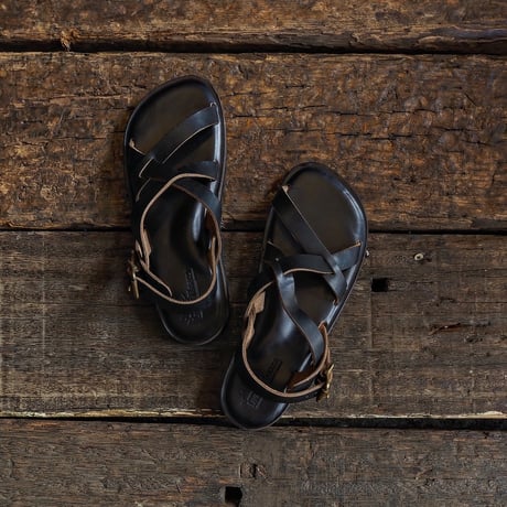 LIGHT MARKER ／ RISHIKESH SANDAL（BLACK CHROMEXCEL）