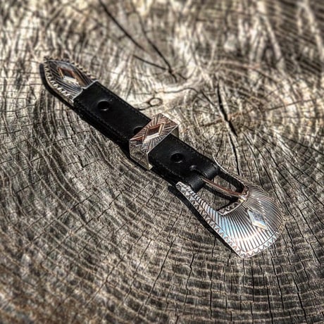 DUCKTAIL ／ 3P SILVER BUCKLE