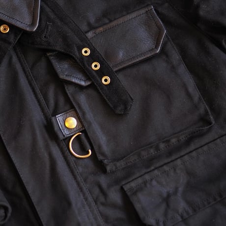 BiburyCourt／WAXED COTTON FIELD JACKET -Black-
