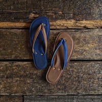 LIGHT MARKER / BEACH SANDAL (HORSE HIDE)