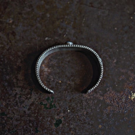 Kevin Yazzie ／ TUFA CAST BANGLE -Kingman Turquoise-