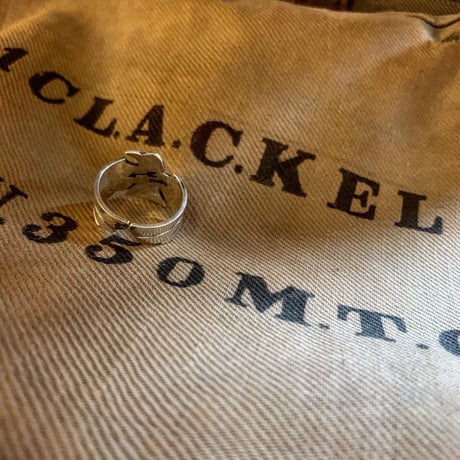 DUCKTAIL / ｻﾝﾀﾞｰﾊﾞｰﾄﾞ  RING