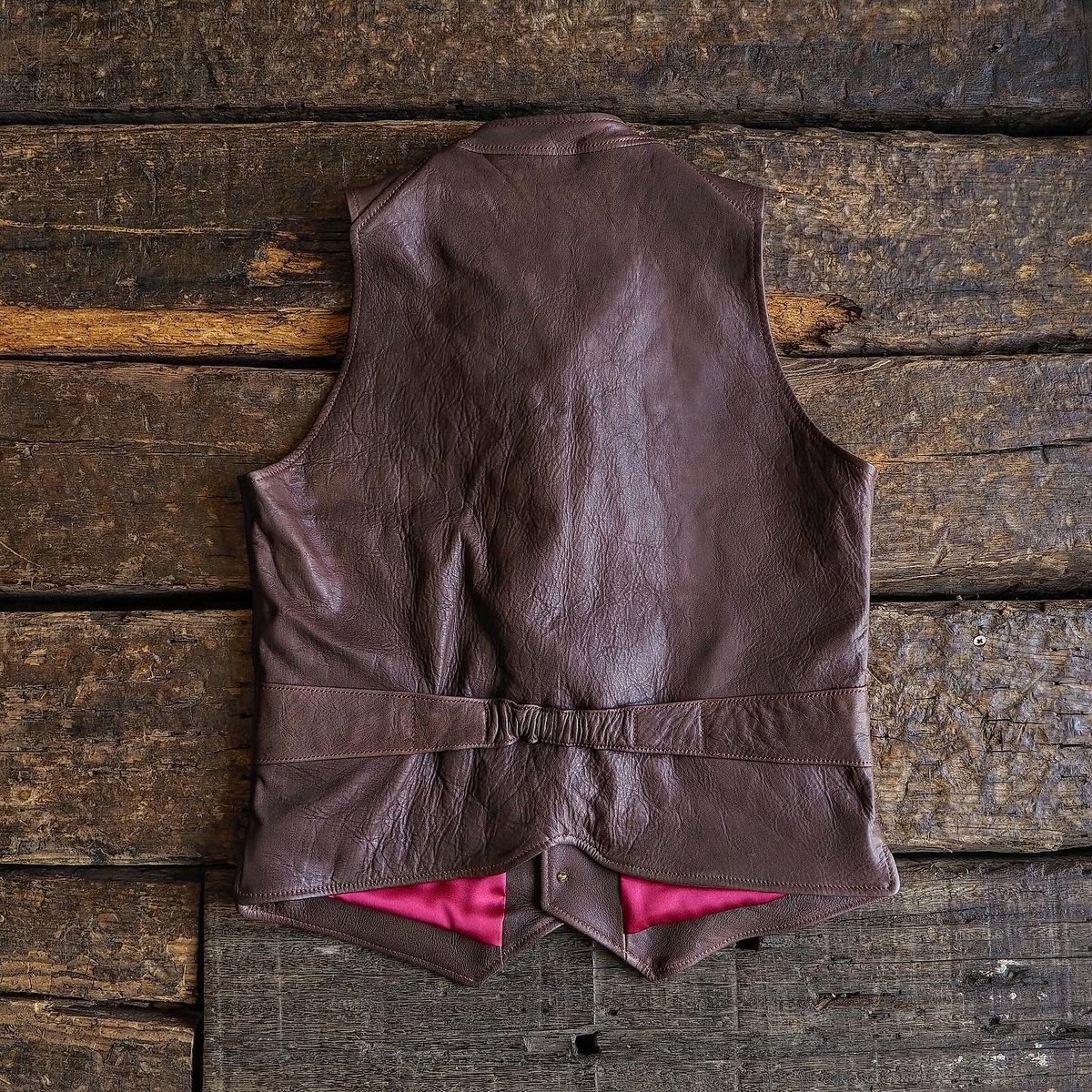DEER HORN SMITH'S / LAPELLED VEST 