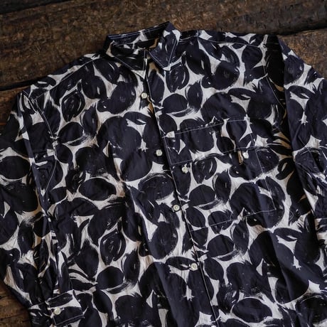 HAVERSACK／FLOWER PRINT TYPEWRITER SHIRT -NAVY-