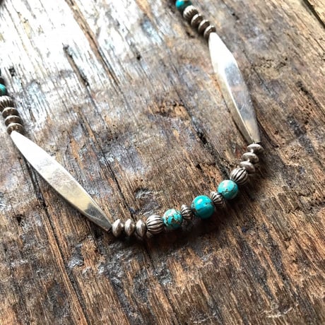 DUCKTAIL /  ﾋﾞｰｽﾞﾈｯｸﾚｽ　※ご注文頂いてから１ヶ月で制作