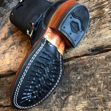 WHITE'S / NOMAD