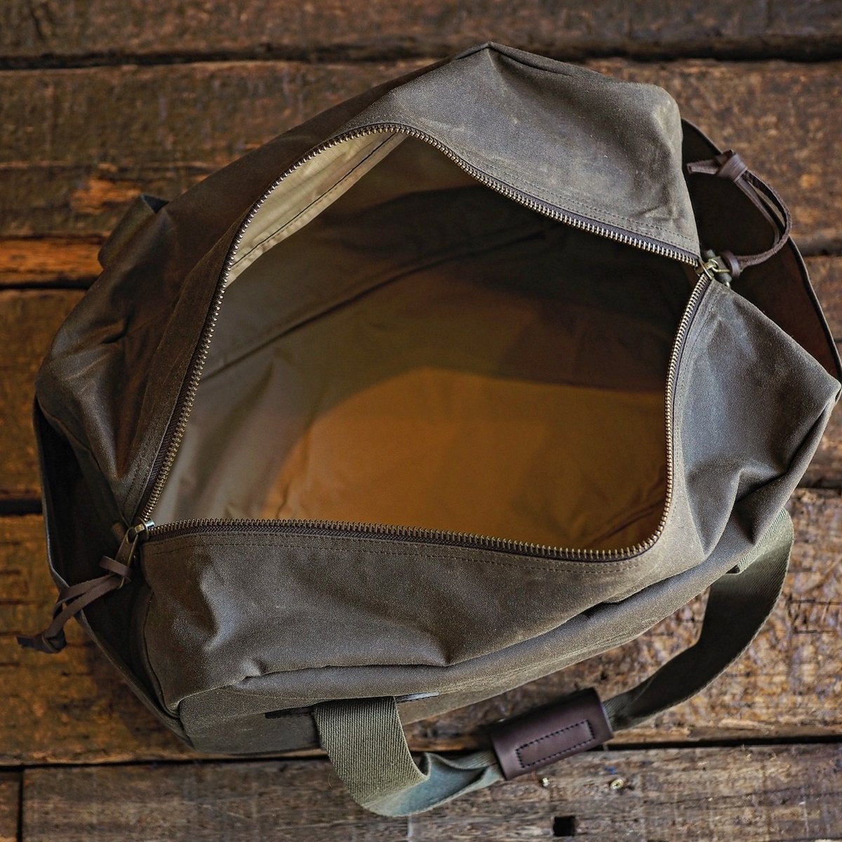 FILSON / Tin Cloth Medium Duffle Bag | CALIFORN