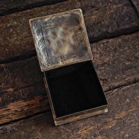 J.Alexander / STAMPED BRONCO ICON BOX