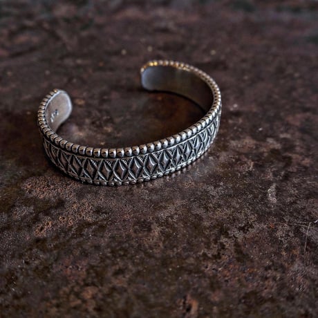 Johnathan Nez / H.G Stampwork Bangle