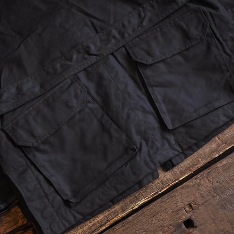 BiburyCourt／WAXED COTTON FIELD JACKET -Black-
