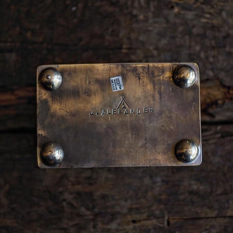 J.Alexander / 3 STONE STAMPED FEATHERS BOX