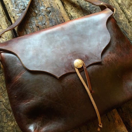 Fernand Lether / Horizontal Concho Pouch (L)