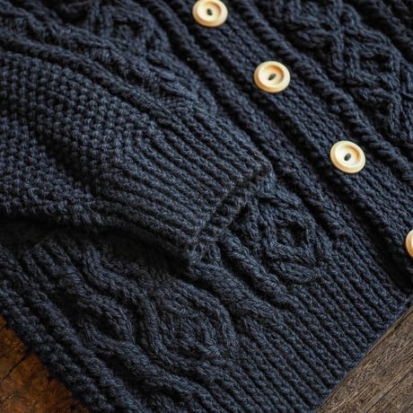 INVERALLAN / 3A LUMBER CARDIGAN "CHARCOAL"