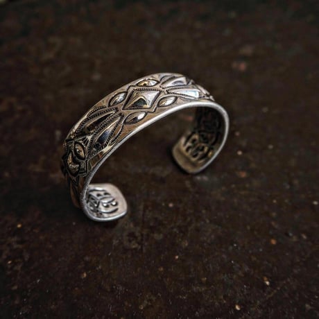 RAY ADAKAI / Double Stamp Bangle