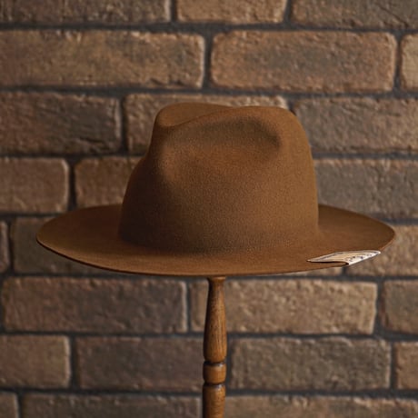 THE H.W.DOG&CO. / TRAVELERS RABBIT HAT "CAMEL"