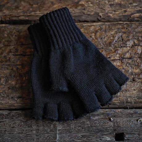 Barbour／ FINGERLESS GLOVE