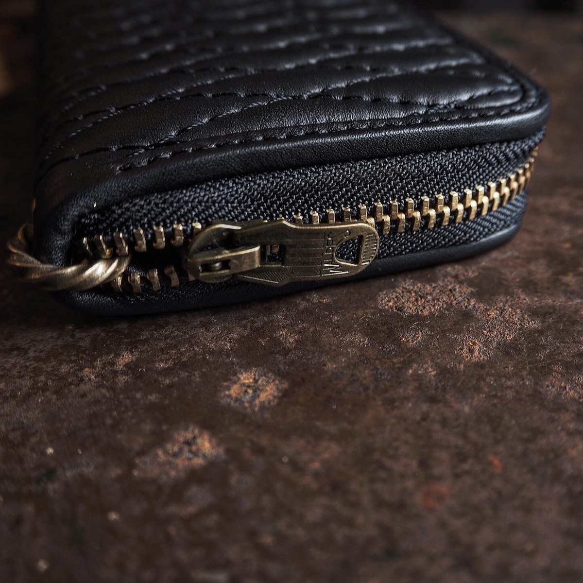 BACKDROP CUSTOM LEATHERS 二つ折り財布 BACKDROP CUSTOM LEATHERS 二つ折り財布