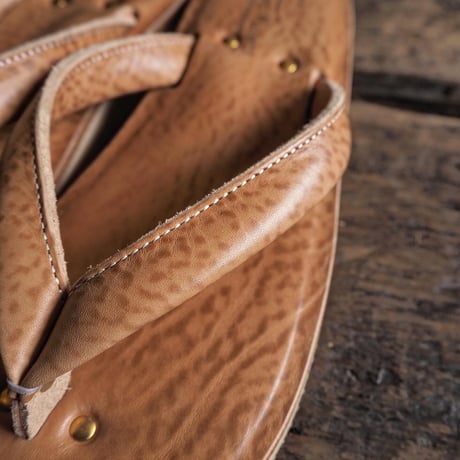 LIGHT MARKER / BEACH SANDAL (BUTTERO "NATURAL" )