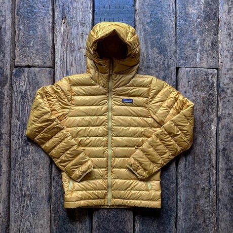 patagonia / ﾒﾝｽﾞﾀﾞｳﾝｾｰﾀｰﾌｰﾃﾞｨ