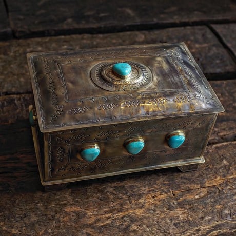 J.Alexander / 9 STONE TURQUOISE BOX