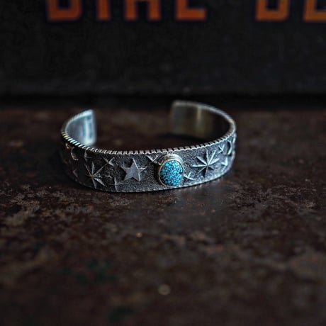 Kevin Yazzie ／ TUFA CAST BANGLE -Kingman Turquoise-