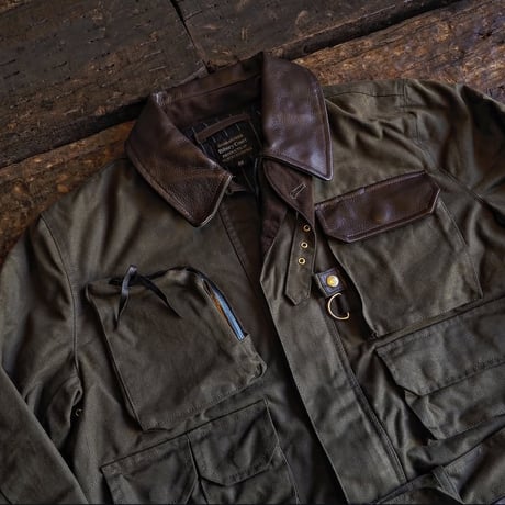 BiburyCourt／WAXED COTTON FIELD JACKET -Olive-